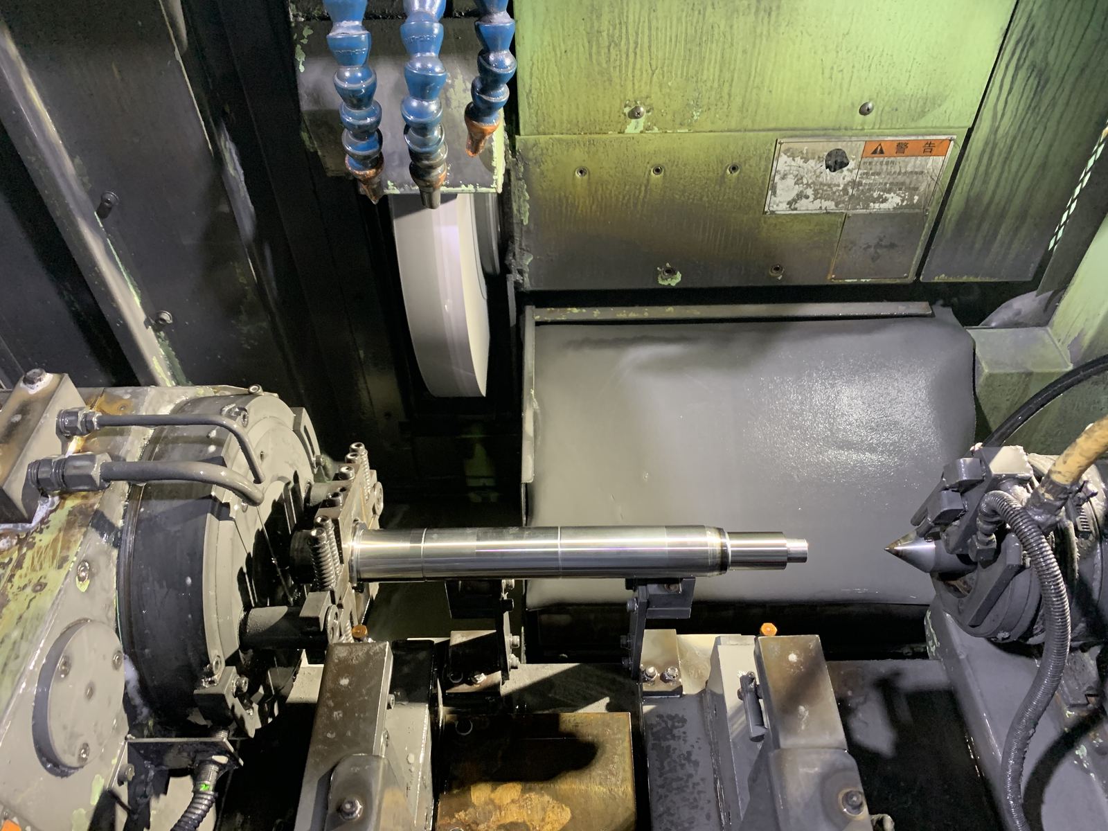 汽车零件 CNC 加工中心实拍